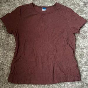 Brown short sleeved shirt